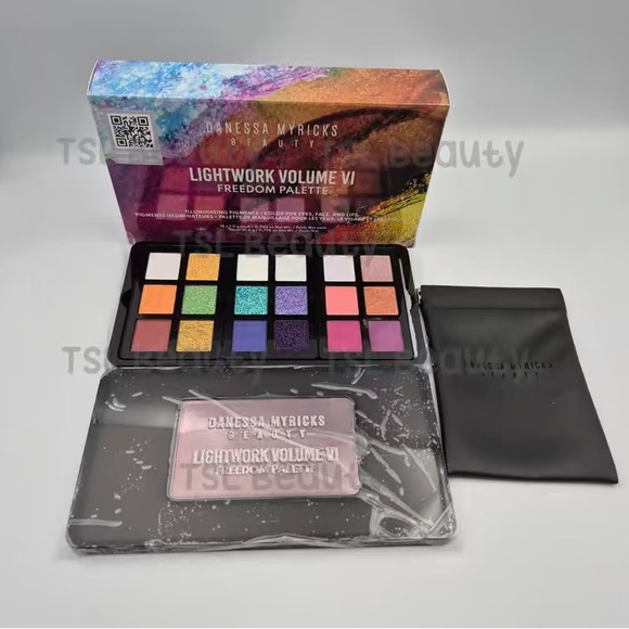 Danessa Myricks Beauty Other - Danessa Myricks Beauty Lightwork VI Freedom Palette